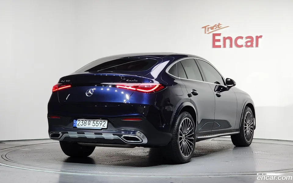 Mercedes-Benz GLC-Class GLC300 4MATIC 2024 — миниатюра 2