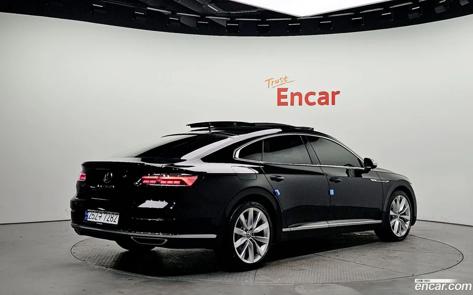 Volkswagen Arteon 2.0 TDI 2023 — миниатюра 2