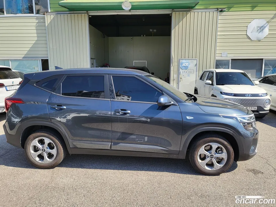 Kia Seltos 1.6 2WD 2024 — миниатюра 3