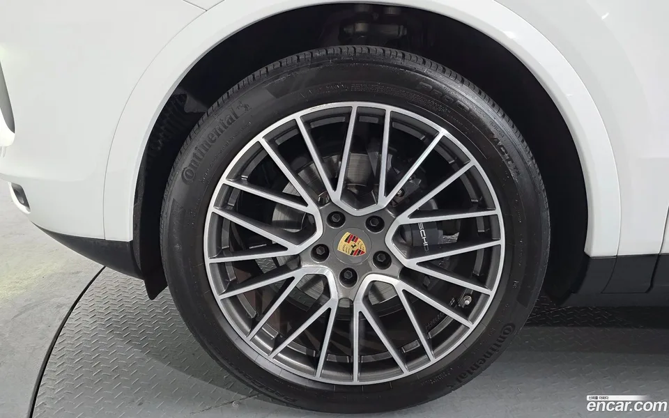 Porsche Cayenne 3.0 2023 — миниатюра 5