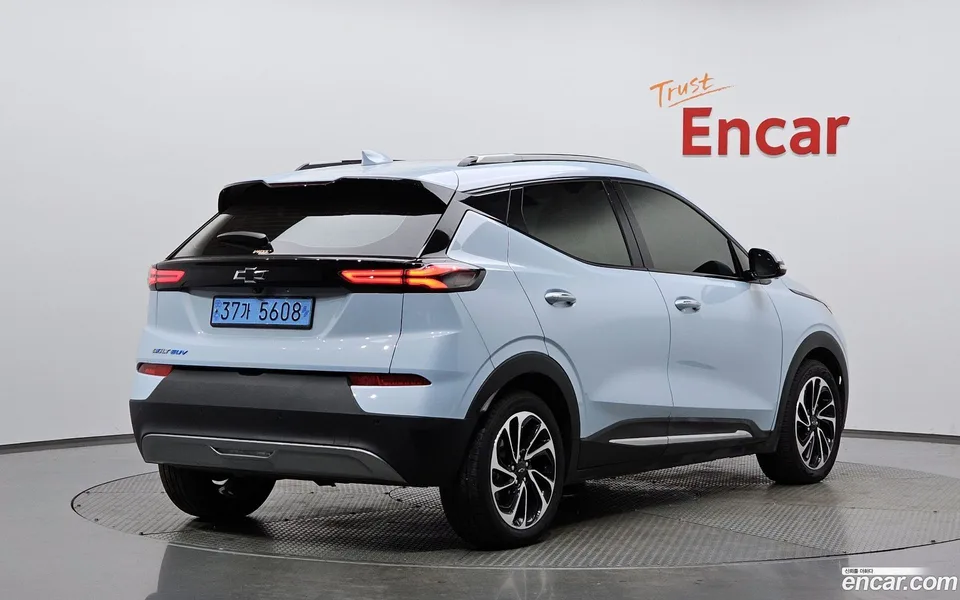 Chevrolet Bolt EUV 2023 — миниатюра 2