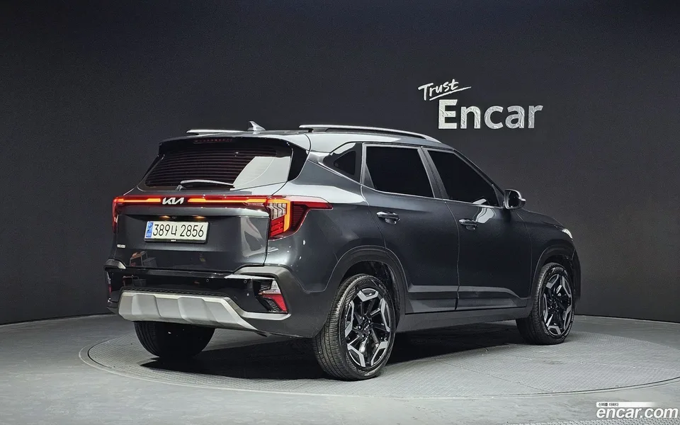 Kia Seltos 1.6 2WD 2024 — миниатюра 2