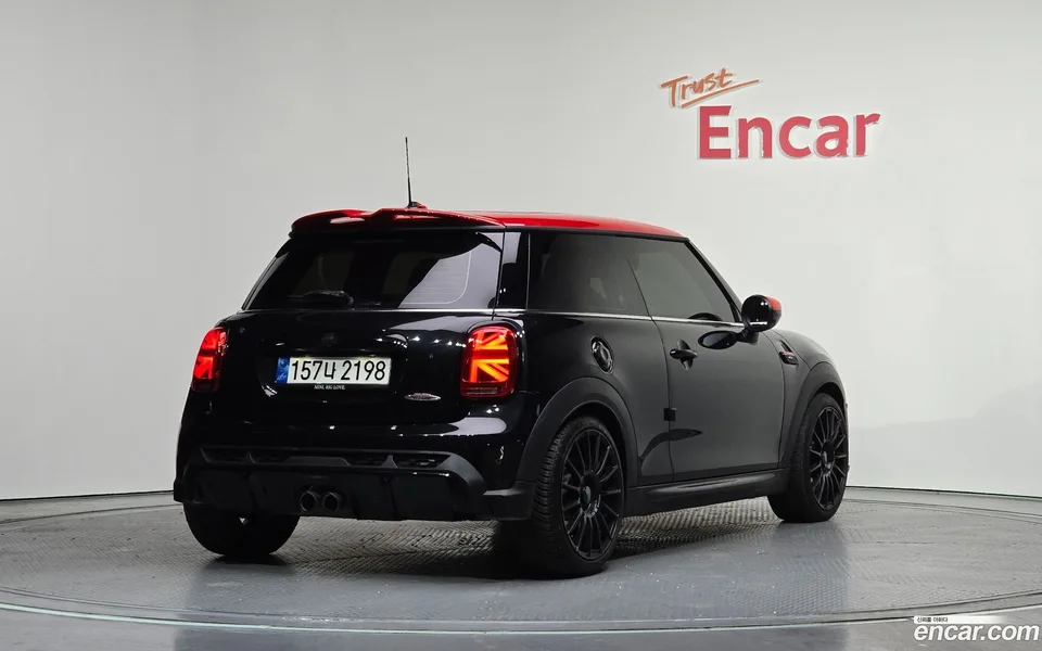 MINI Cooper S JCW 2022 — миниатюра 2