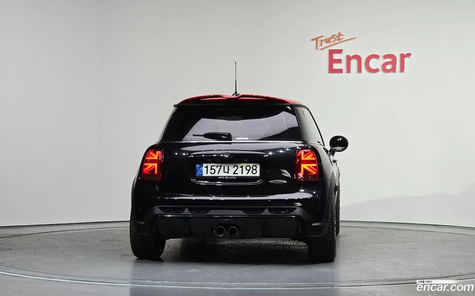 MINI Cooper S JCW 2022 — миниатюра 3