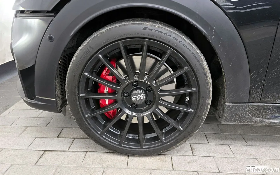 MINI Cooper S JCW 2022 — миниатюра 5