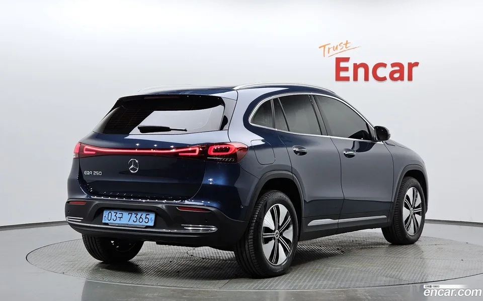 Mercedes-Benz EQA EQA250 2022 — миниатюра 2