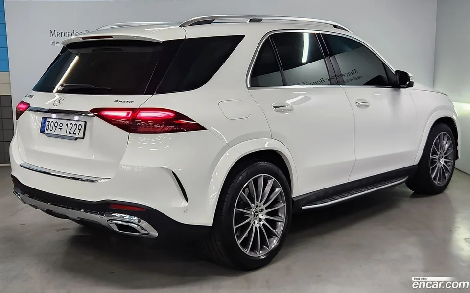 Mercedes-Benz GLE-Class GLE450 4MATIC 2024 — миниатюра 2