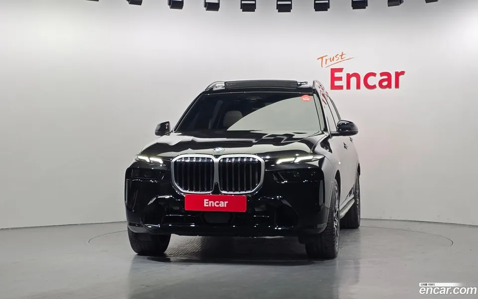 BMW X7 xDrive 40i M 6 2024 — миниатюра 3