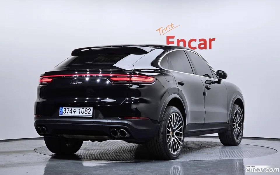 Porsche Cayenne 3.0 2022 — миниатюра 2