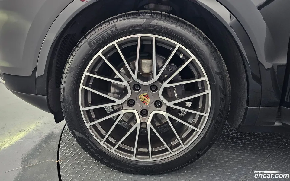 Porsche Cayenne 3.0 2022 — миниатюра 5
