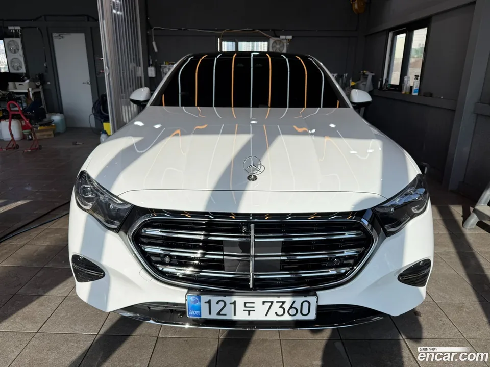 Mercedes-Benz E-Class E300 4MATIC 2025 — фото 1, купить с доставкой в Москву