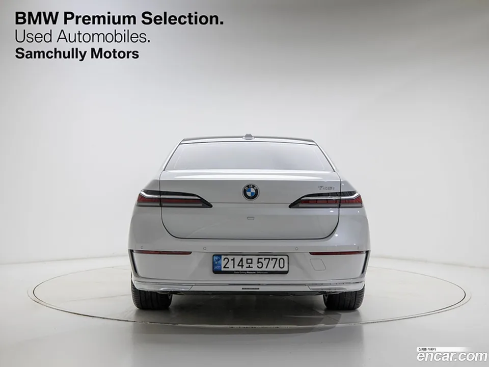 BMW 7 Series 740i sDrive 2023 — миниатюра 3