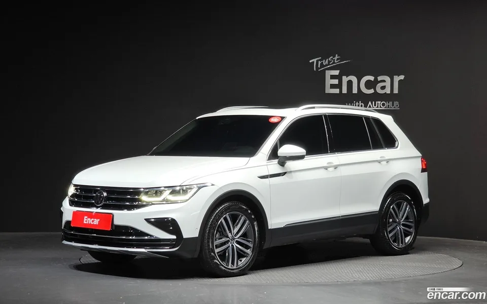 Volkswagen Tiguan 2.0 TDI 2023 — фото 1, купить с доставкой в Москву
