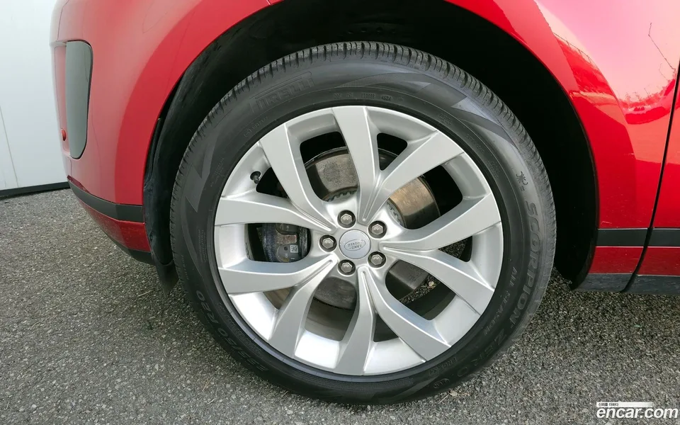 Land Rover Range Rover Evoque P250 SE 2022 — миниатюра 5