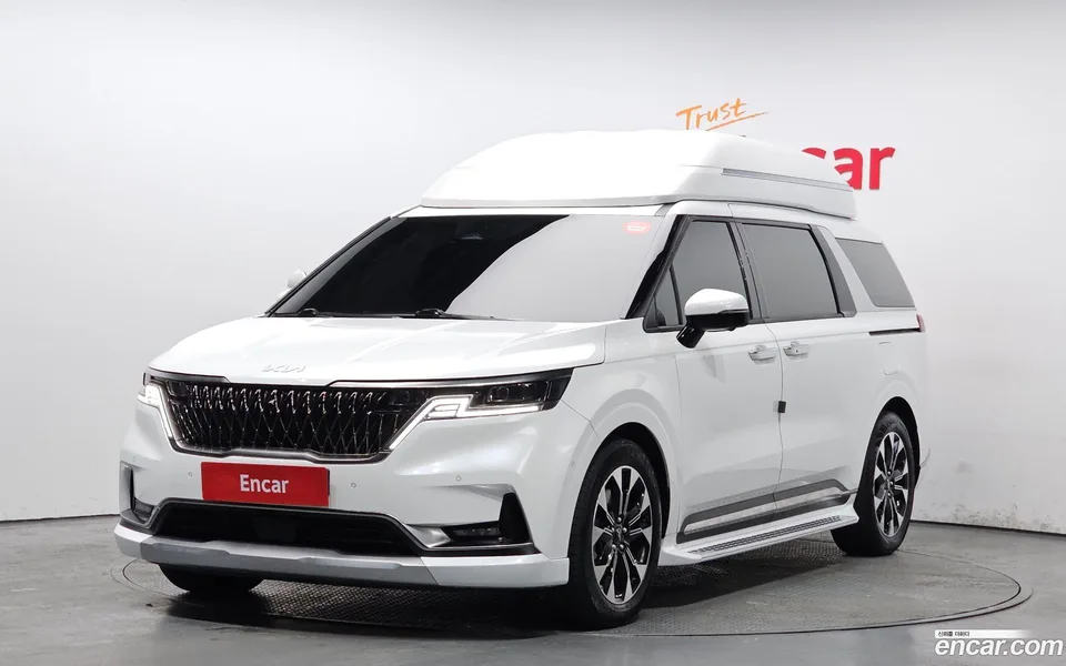 Kia Carnival 9 2023 — фото 1, купить с доставкой в Москву