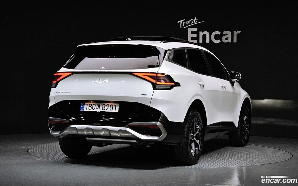 Kia Sportage Hybrid 2WD 2022 — миниатюра 2