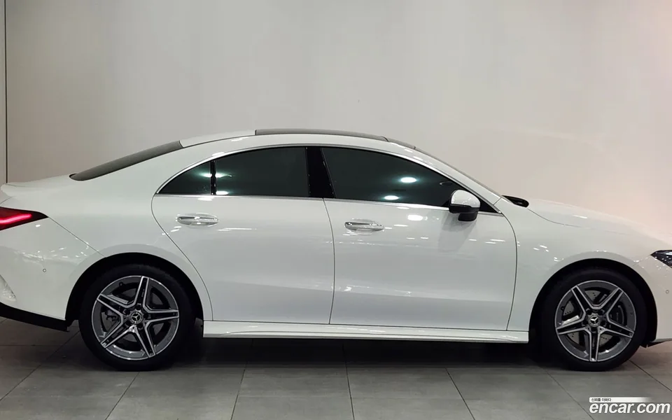 Mercedes-Benz CLA-Class CLA250 4MATIC 2024 — миниатюра 3
