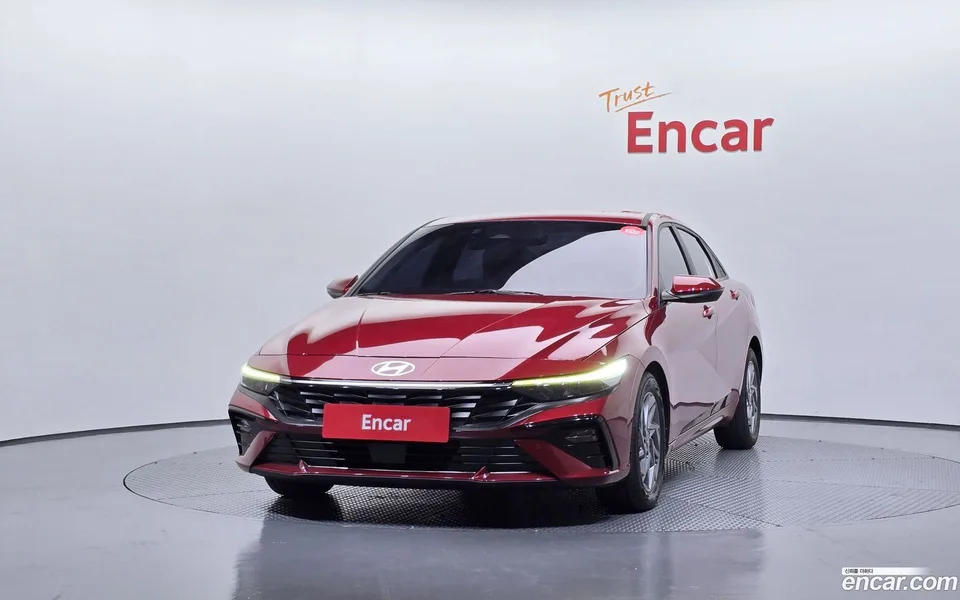 Hyundai Avante CN7 Hybrid 2023 — миниатюра 3