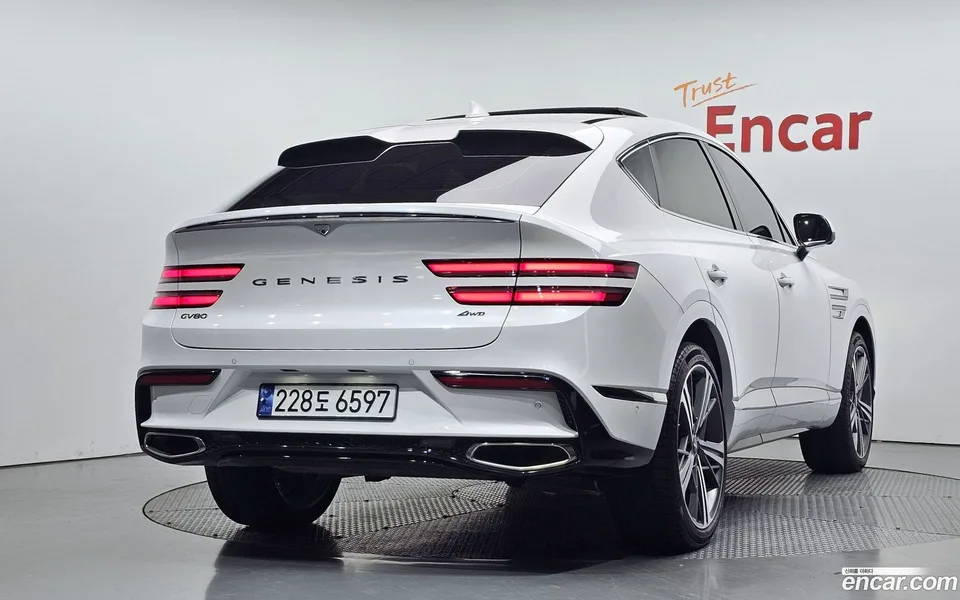Genesis GV80 Coupe 2.5T AWD 2024 — миниатюра 2