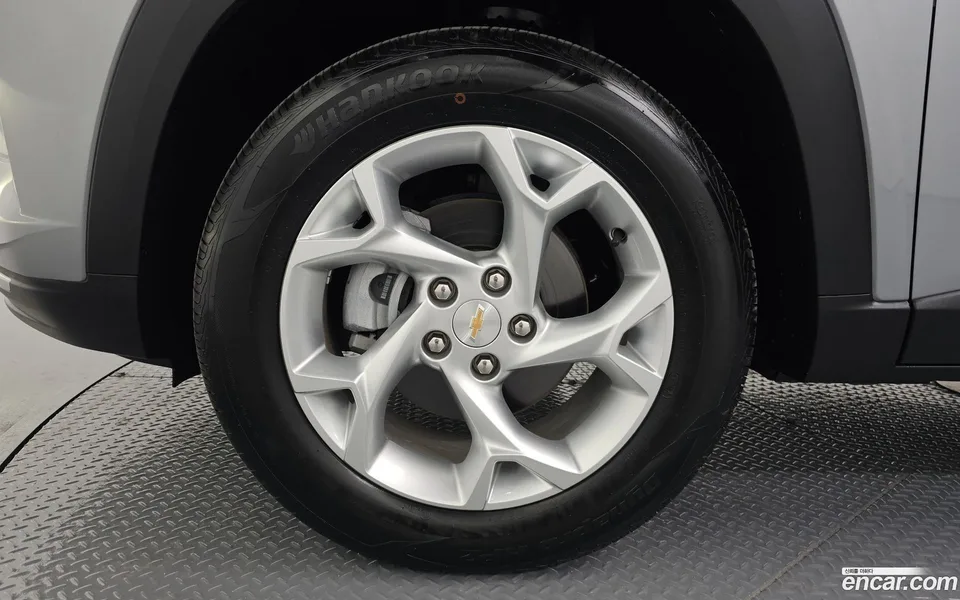 Chevrolet Trax Crossover 1.2 LT 2024 — миниатюра 5