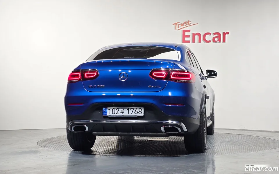 Mercedes-Benz GLC-Class GLC300 4MATIC 2023 — миниатюра 4