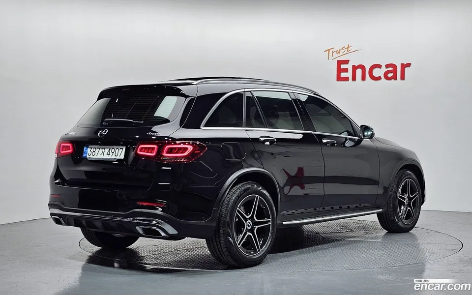 Mercedes-Benz GLC-Class GLC300 4MATIC 2022 — миниатюра 2