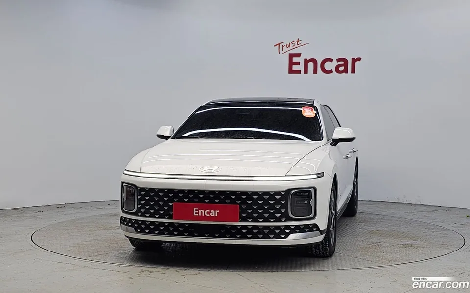 Hyundai Grandeur Hybrid 2023 — миниатюра 3