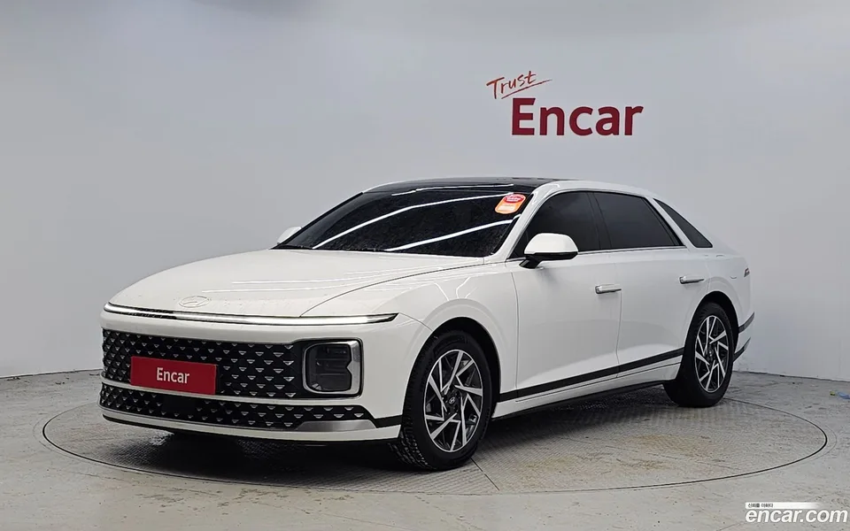 Hyundai Grandeur Hybrid 2023 — фото 1, купить с доставкой в Москву