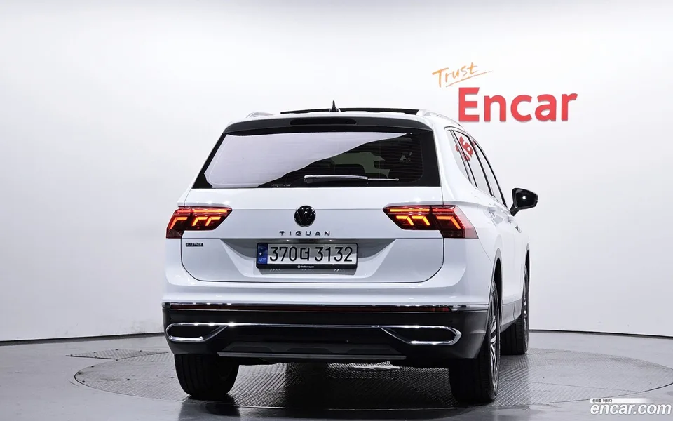 Volkswagen Tiguan Allspace 2.0 TSI 2022 — миниатюра 4