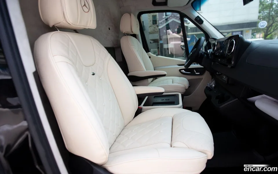 Mercedes-Benz Sprinter 2.0 2023 — миниатюра 5