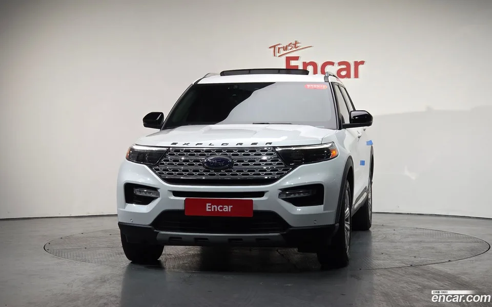 Ford Explorer 2.3 4WD 2022 — миниатюра 3