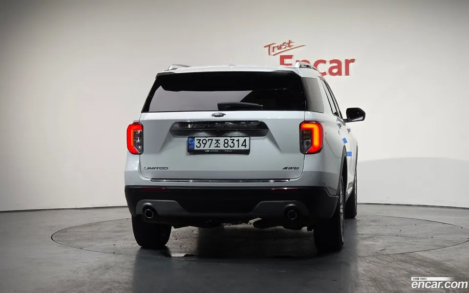 Ford Explorer 2.3 4WD 2022 — миниатюра 4