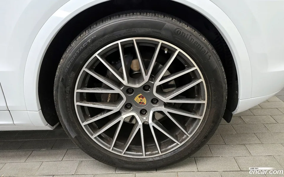Porsche Cayenne 3.0 2022 — миниатюра 5