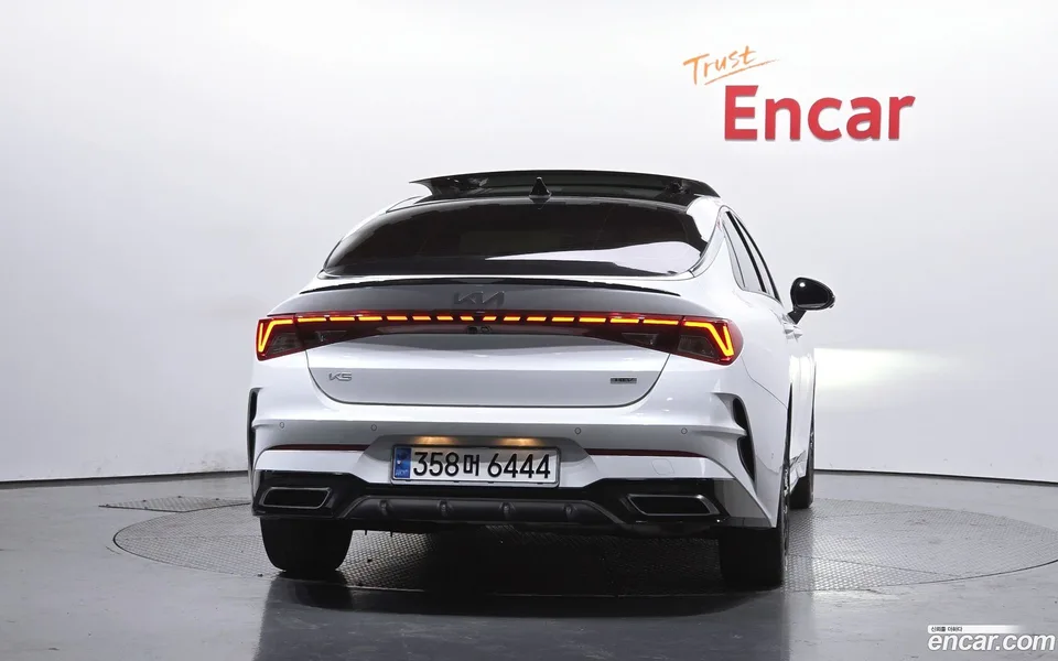 Kia K5 Hybrid 2023 — миниатюра 4