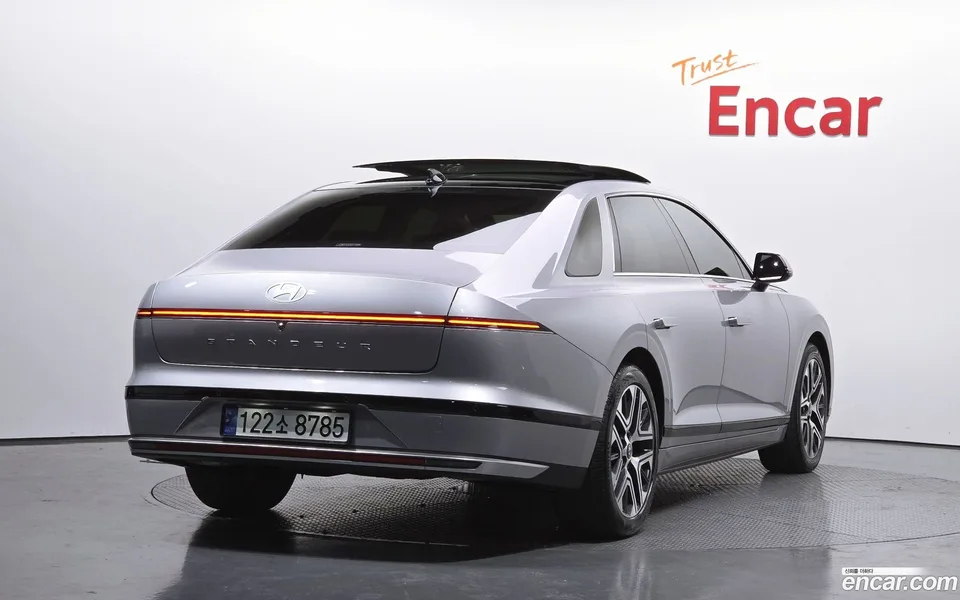 Hyundai Grandeur Hybrid 2023 — миниатюра 2