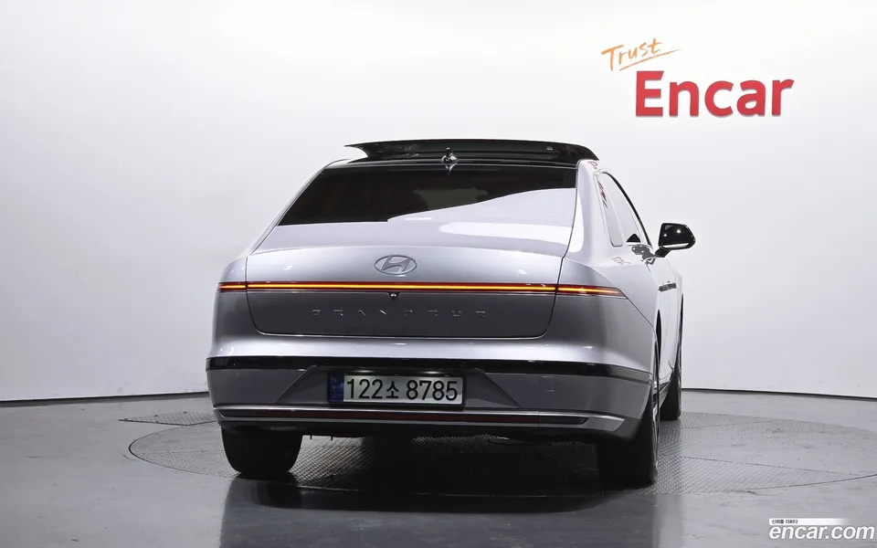 Hyundai Grandeur Hybrid 2023 — миниатюра 4