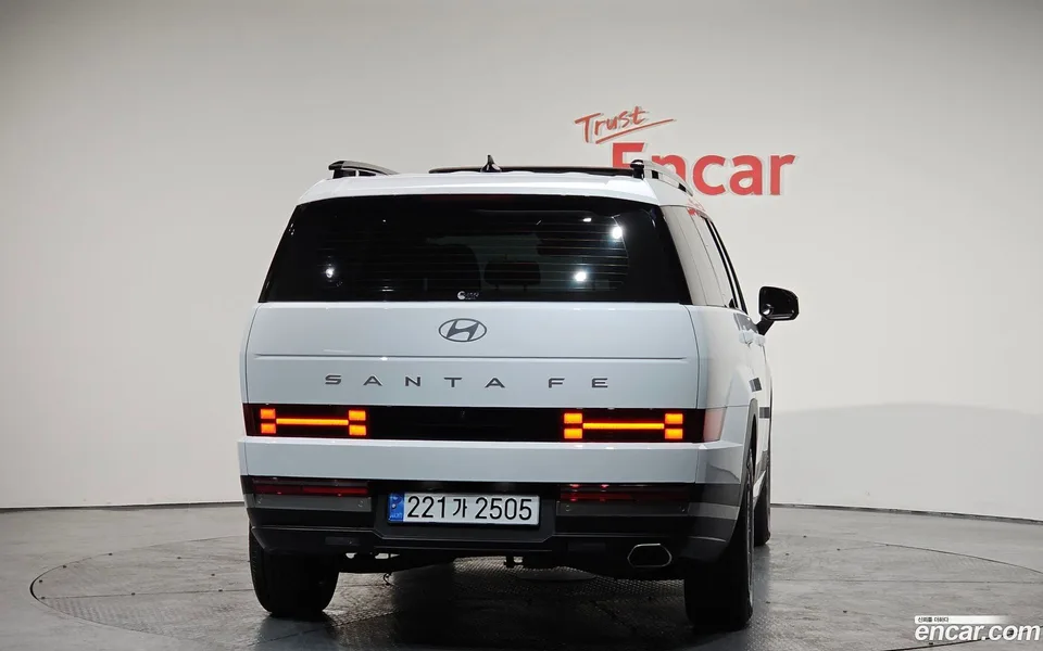 Hyundai SantaFe 2.5T 2WD 2024 — миниатюра 4