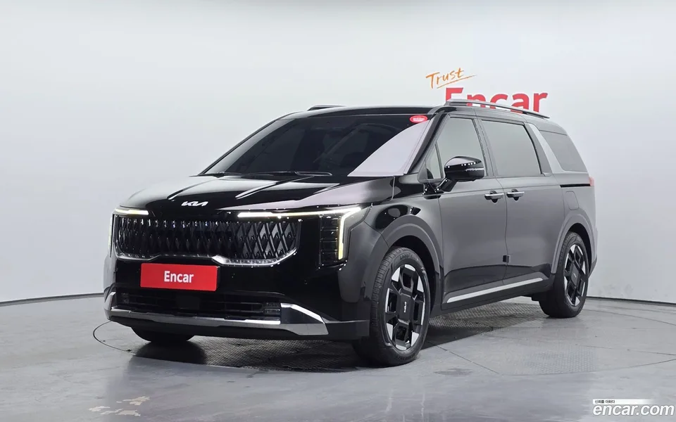 Kia Carnival 9 2023 — фото 1, купить с доставкой в Москву
