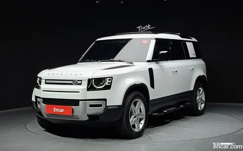 Land Rover Defender 2024 купить в Москве