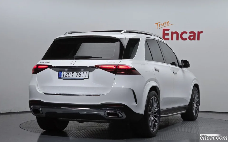 Mercedes-Benz GLE-Class GLE450 4MATIC 2024 — миниатюра 2