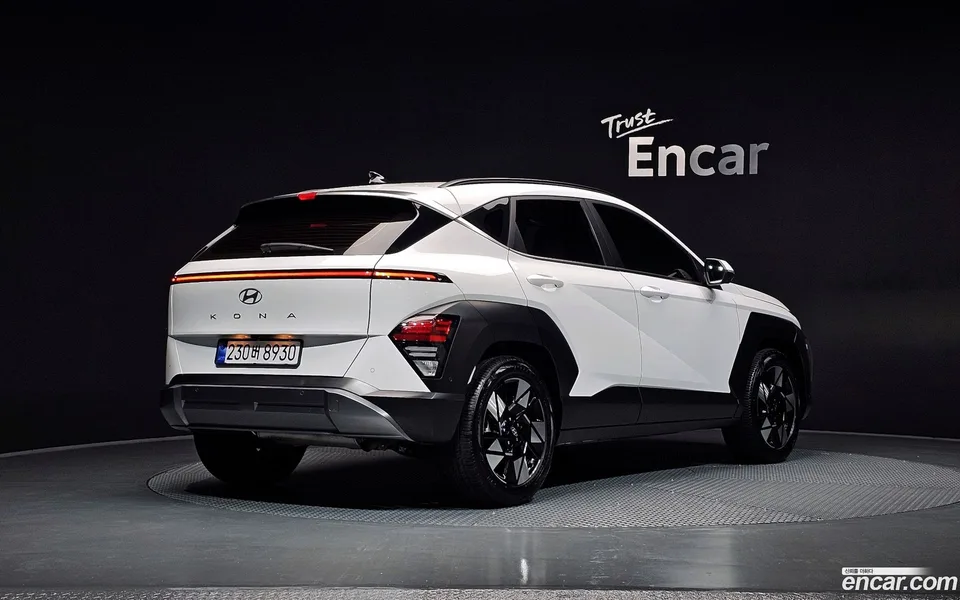 Hyundai Kona Hybrid 2023 — миниатюра 2