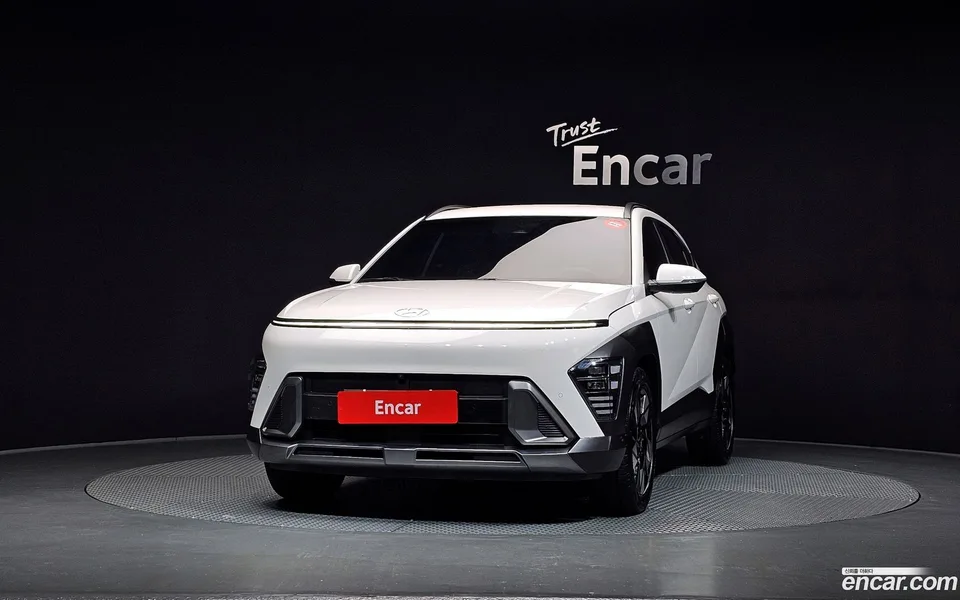 Hyundai Kona Hybrid 2023 — миниатюра 3