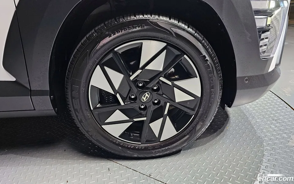 Hyundai Kona Hybrid 2023 — миниатюра 5