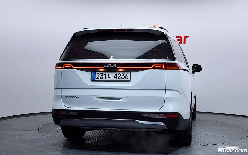 Kia Carnival 9 2023 — миниатюра 4