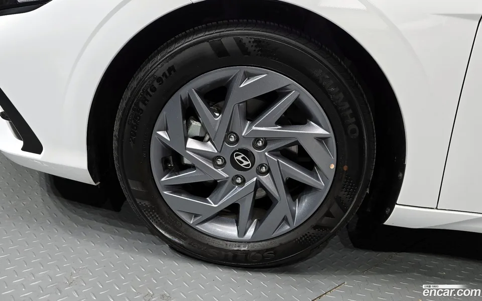 Hyundai Avante CN7 1.6 2025 — миниатюра 5