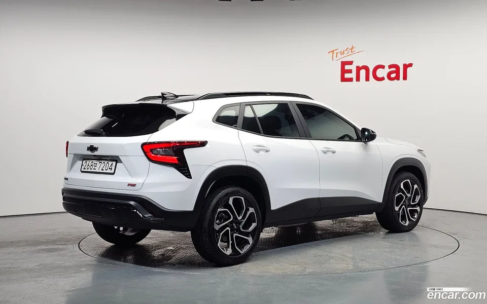 Chevrolet Trax Crossover 1.2 RS 2023 — миниатюра 2
