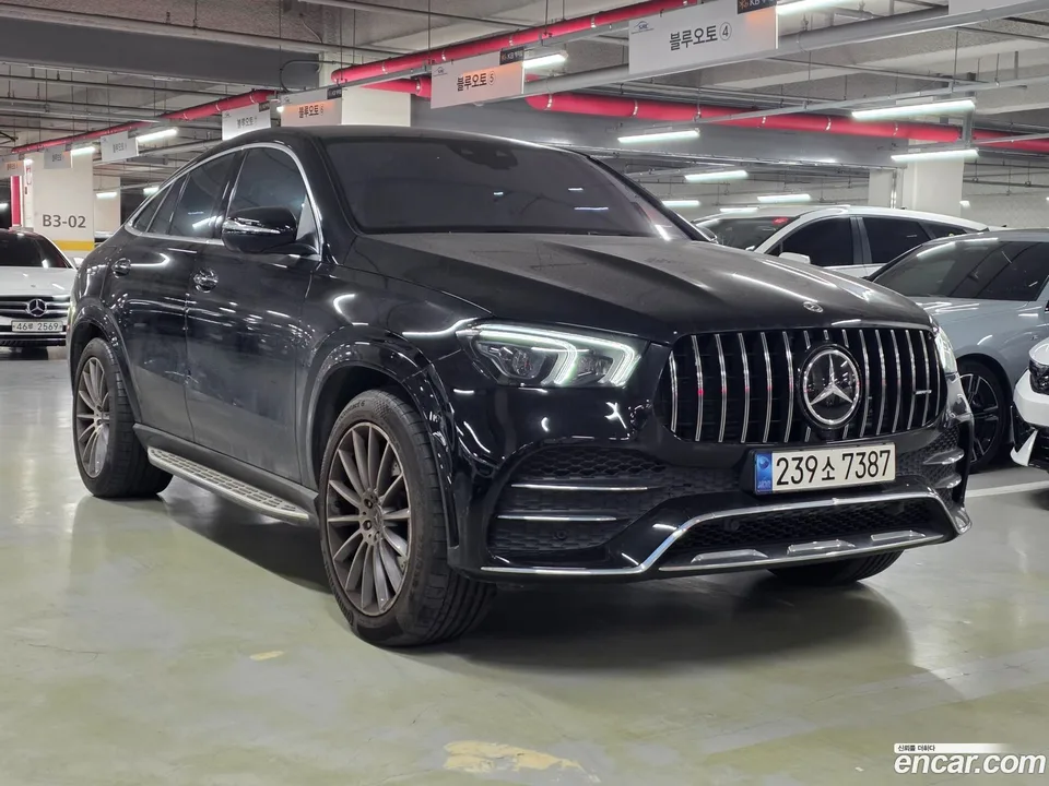 Mercedes-Benz GLE-Class GLE400d 4MATIC 2023 — миниатюра 3