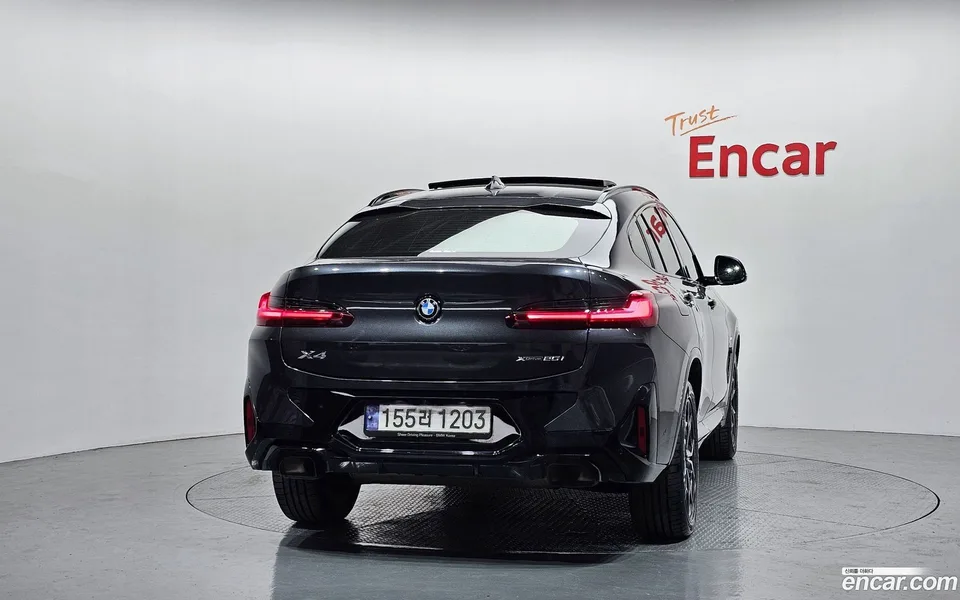 BMW X4 xDrive20i M 2023 — миниатюра 4