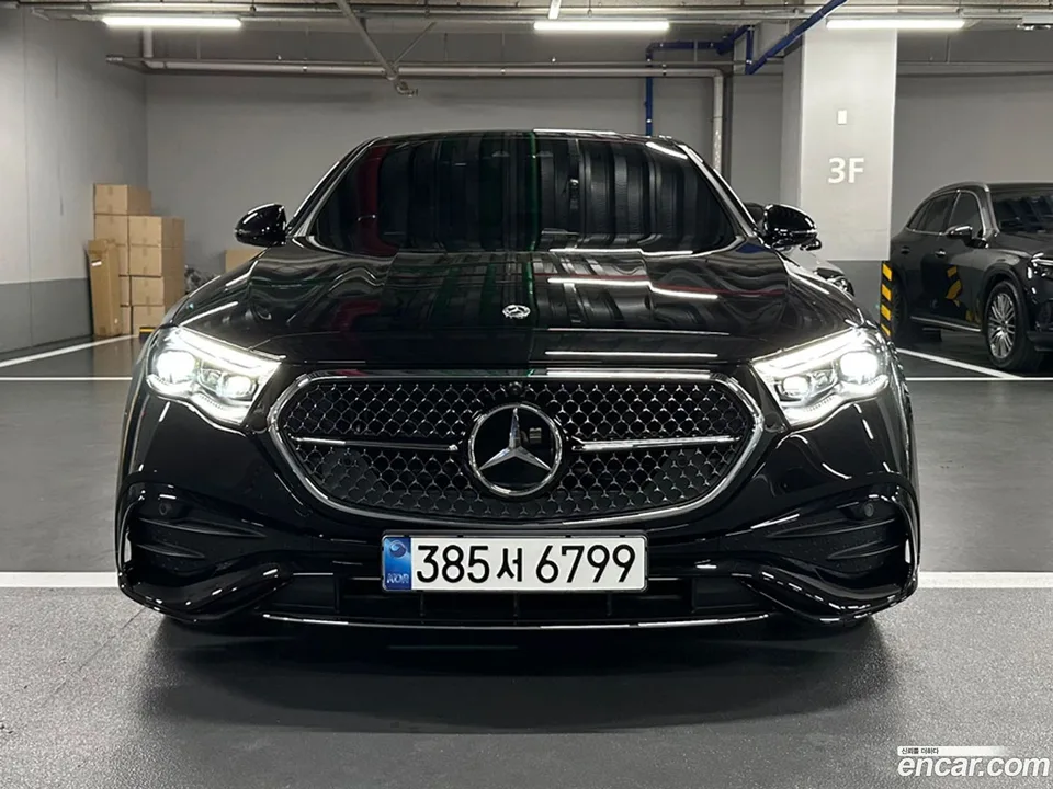 Mercedes-Benz E-Class E300 4MATIC AMG Line 2025 — миниатюра 2