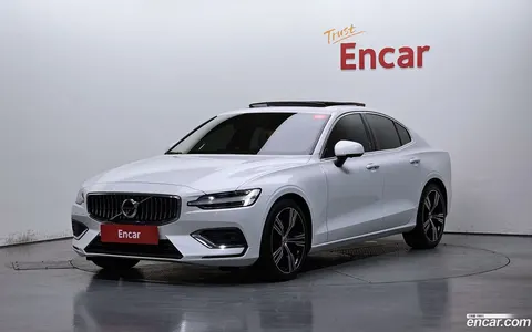 Volvo S60 2022 buy in Moscow